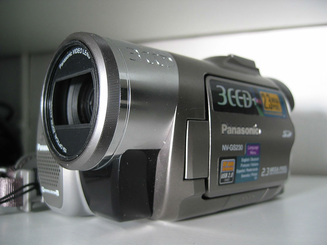 Filmadora Panasonic NV GS230